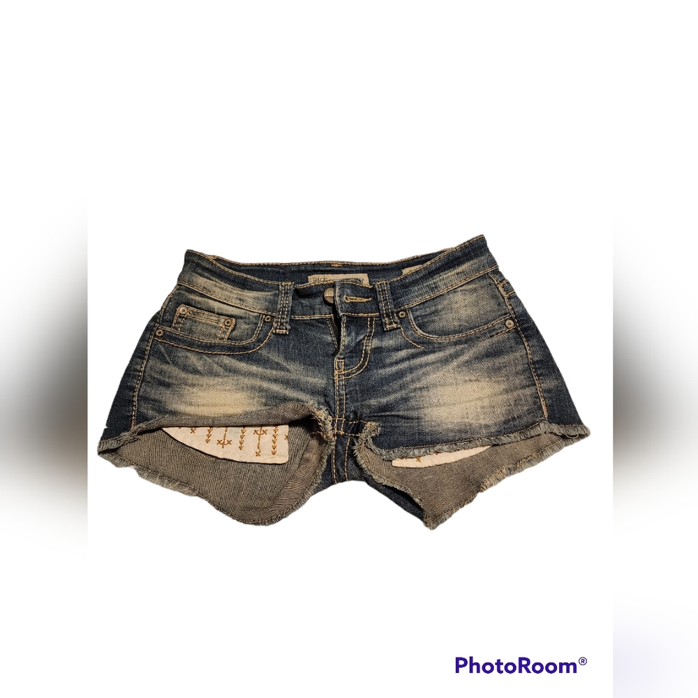 BKE stella denim short shorts in medium wash
